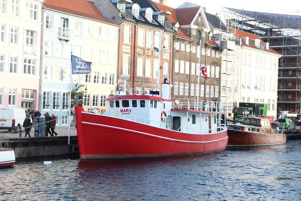 Ms Mary -Nyhavn Hotel Copenhagen Botel